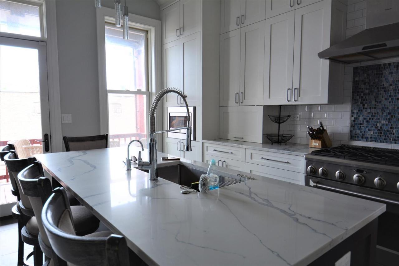 Penthouse Level, Stunning Wrigley Stay シカゴ エクステリア 写真
