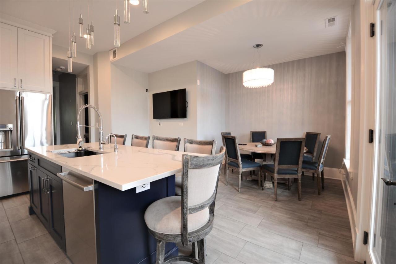 Penthouse Level, Stunning Wrigley Stay シカゴ エクステリア 写真